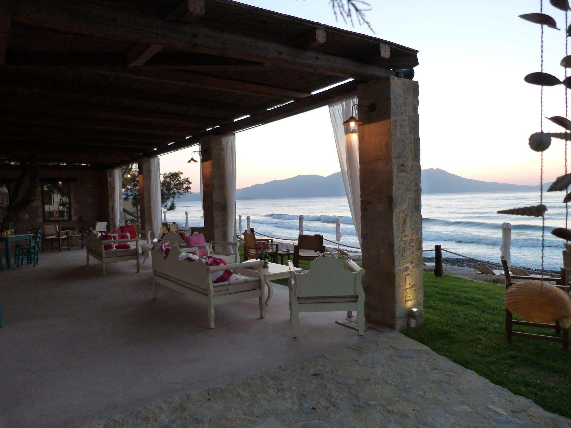 Azure Beach Kíssamos Buitenkant foto